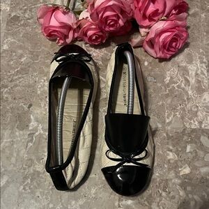 Butterfly Dsigns Black and Cream women flat Dress Shoes